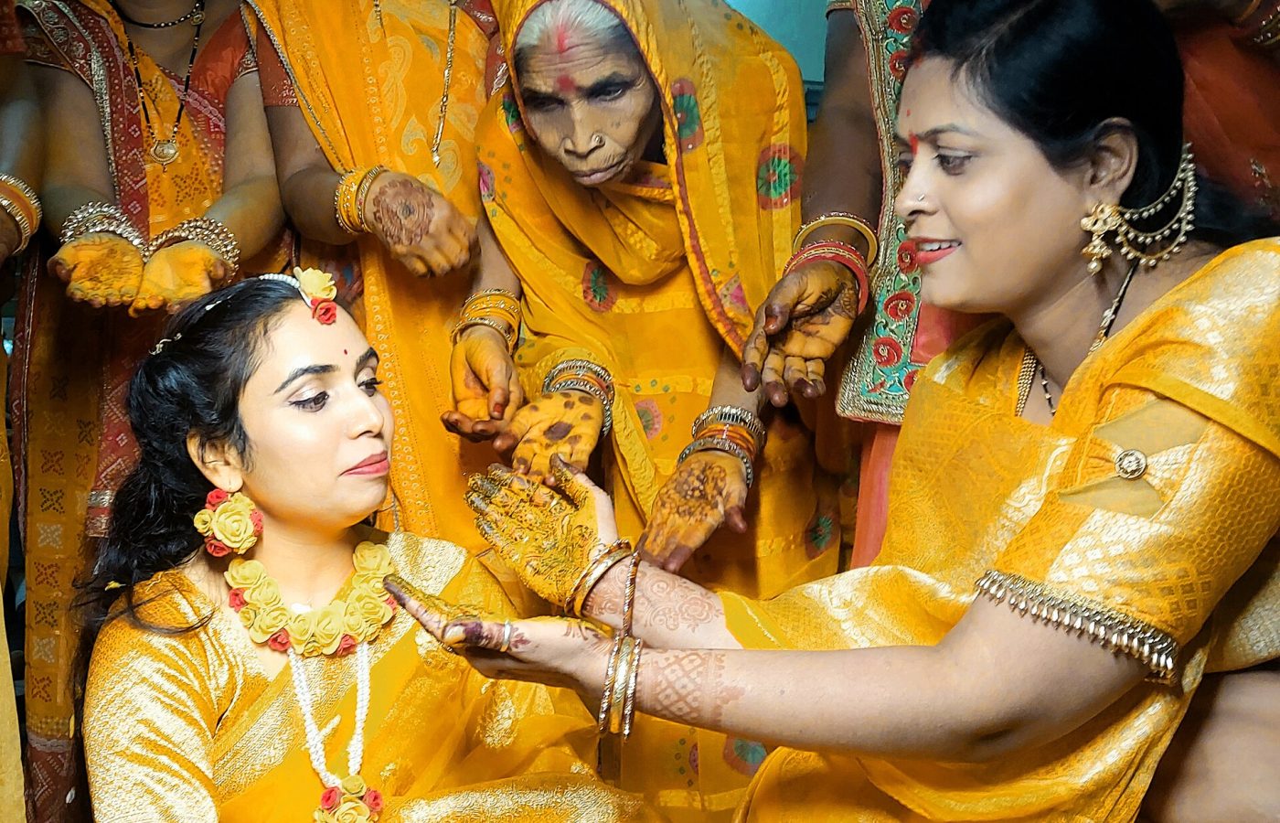 Indian Wedding Traditions, Daily World Culture