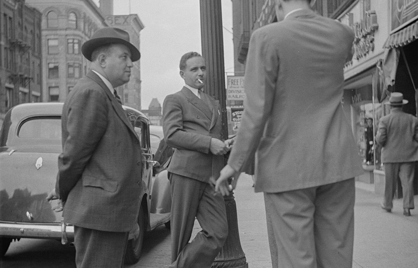 Why Americans Make Small Talk With Strangers